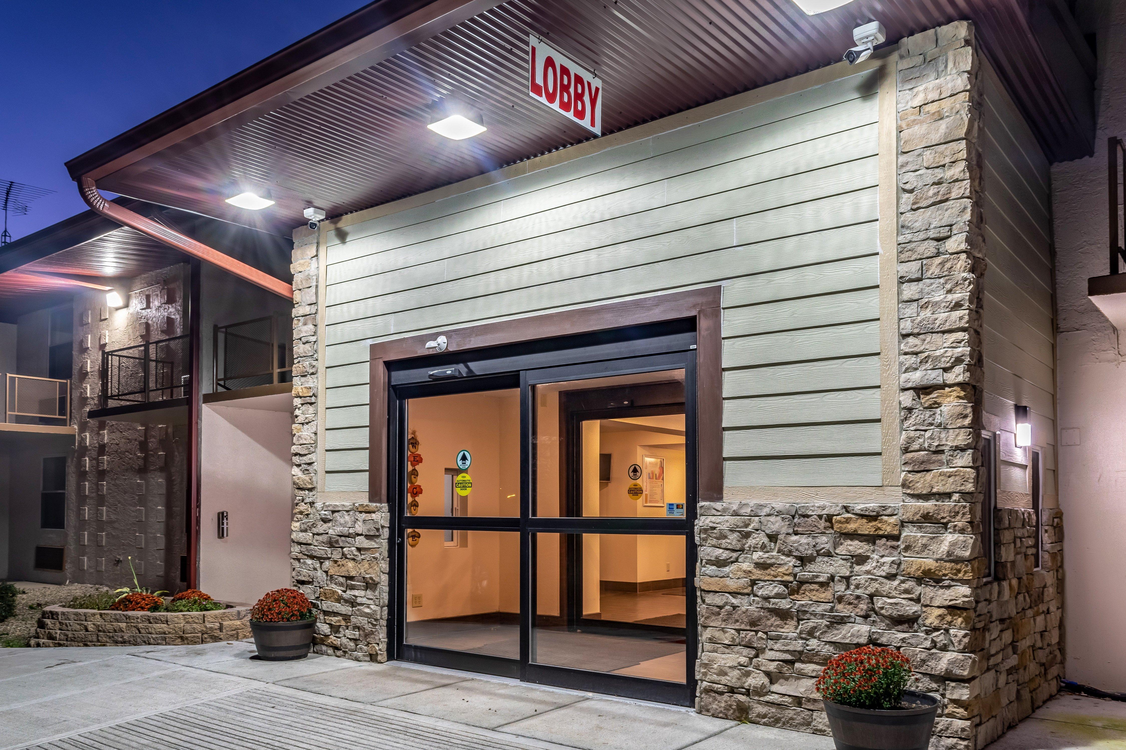 Red Roof Inn Richmond, In Bagian luar foto