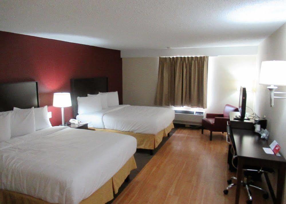 Red Roof Inn Richmond, In Bagian luar foto